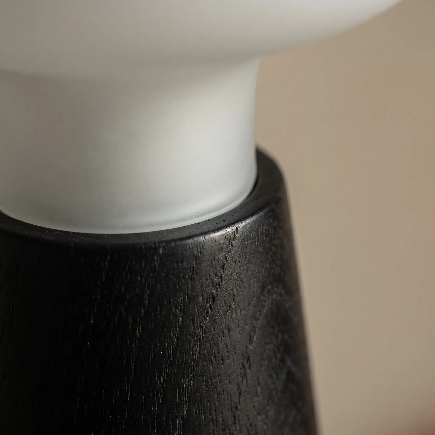 Cloud-Shaped LED Table Lamp -  Lumette