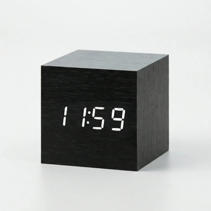 Compacte Digitale Kubusklok Met LED-Display - TimeCube