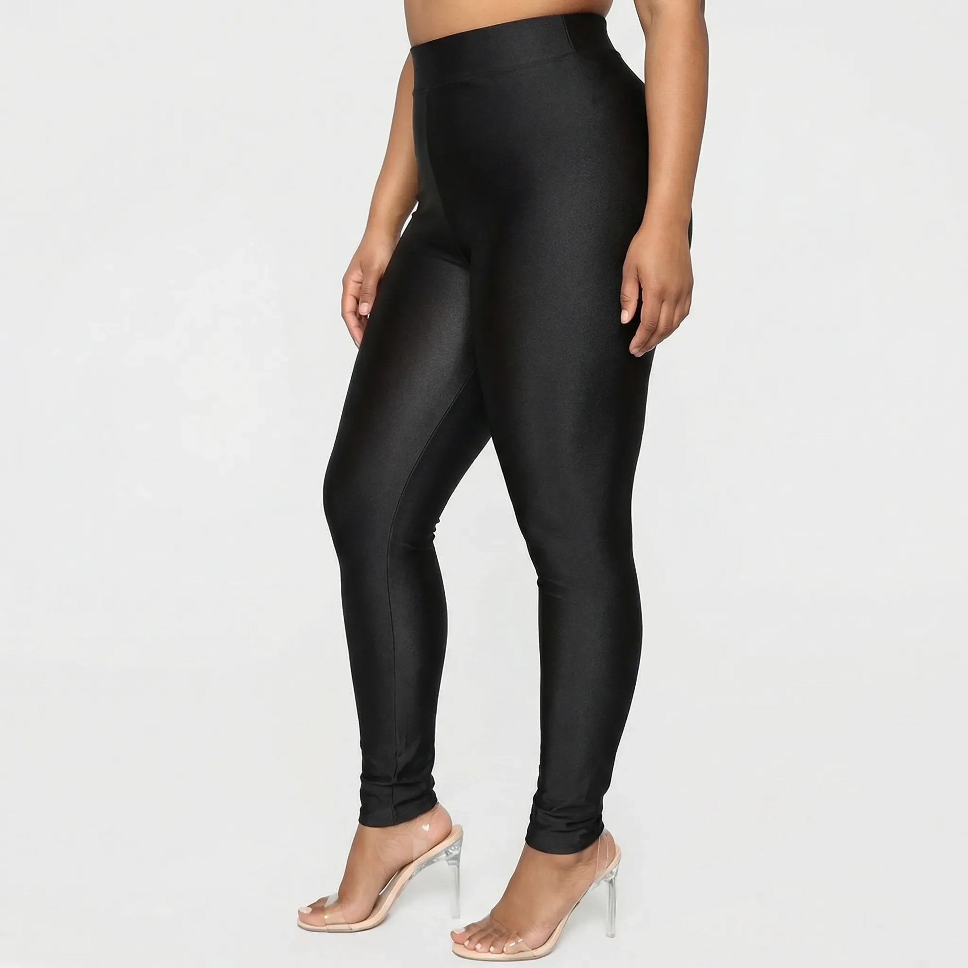 Cropped Gym Leggings In Plus Size - Mildred