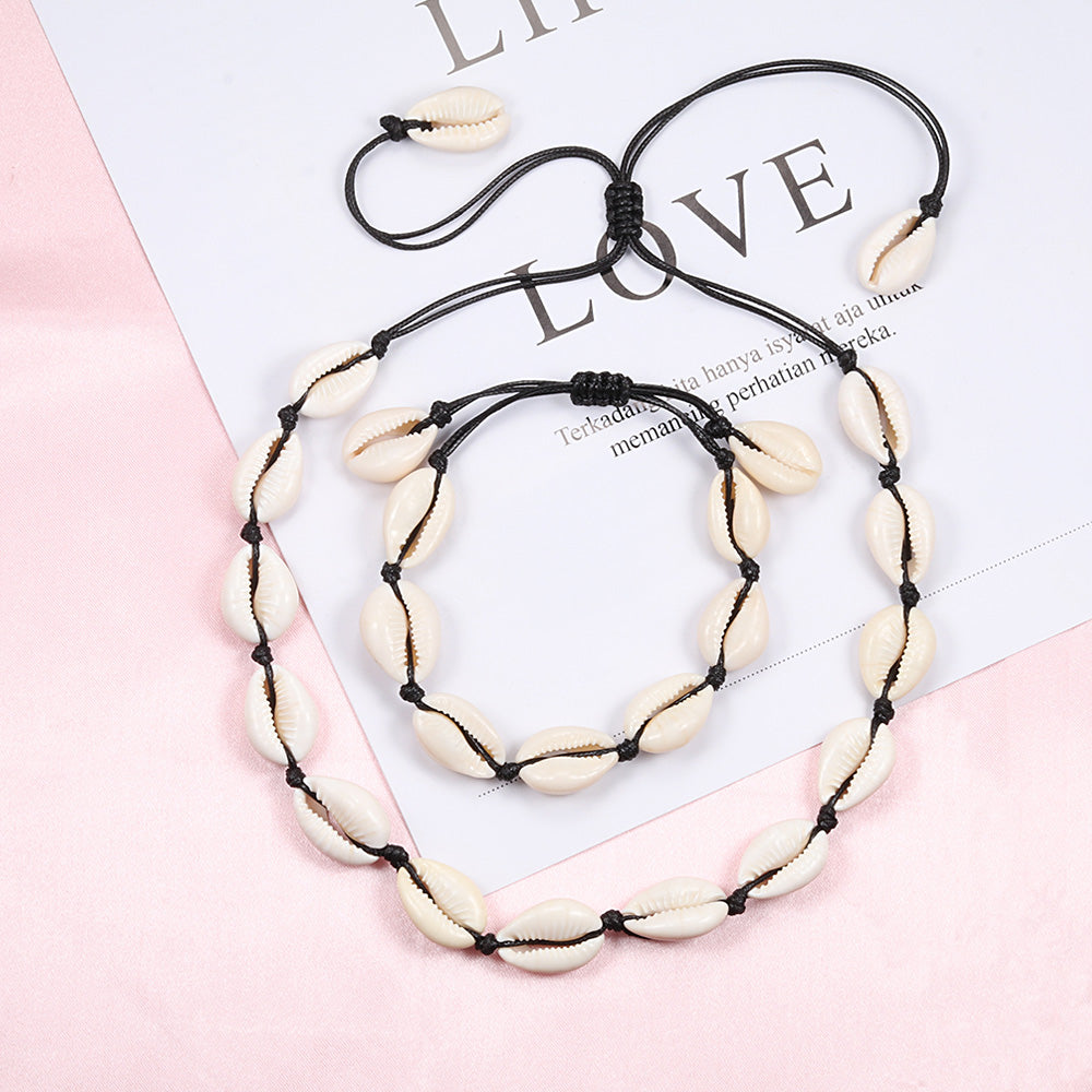 Natürliche Muschel-Halskette und Armband-Set, schwarz-weiß, handgefertigt, Damen-Schmuck.