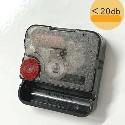 Uhrwerk mit rotem Zahnrad, leise, batteriebetrieben, für Wanduhr, <20 dB Geräuschpegel.