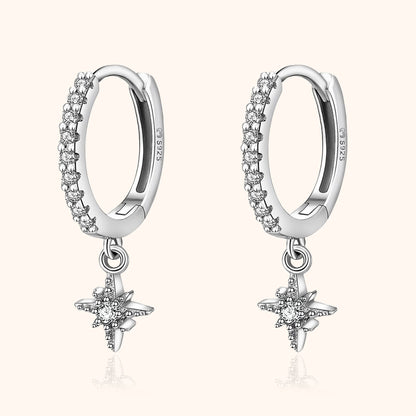 Silberne Creolen mit Sternanhänger, Zirkonia, 925 Sterling Silber, eleganter Schmuck.