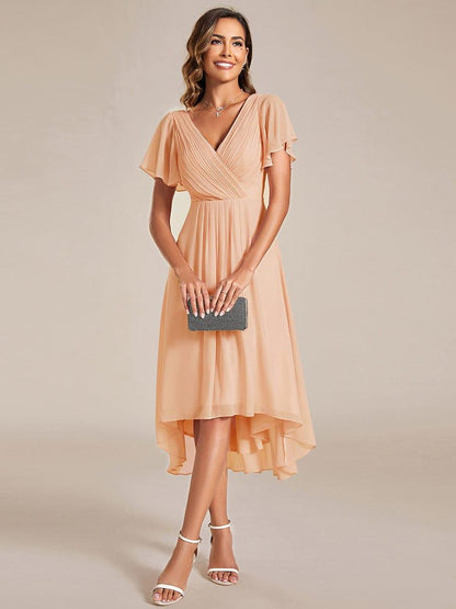 Chiffon hoch und tiefes Kleid für Hochzeitsgäste mit V-Ausschnitt und kurzen Ärmeln 134
