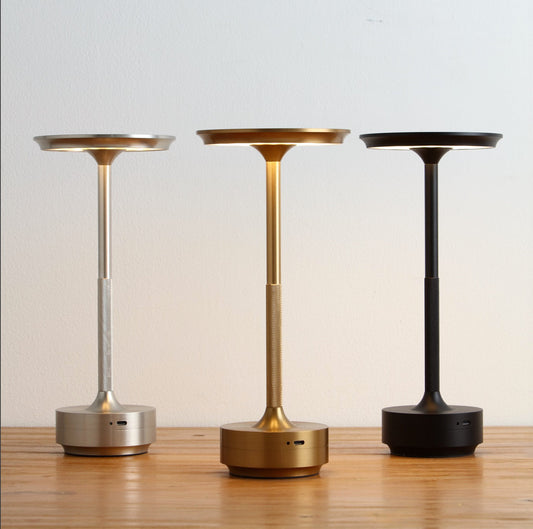 ClarityGlow Luxus Edition | Kabellose LED-Tischlampe