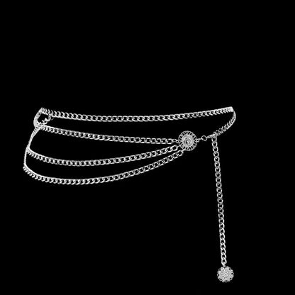 Silberne Kettengürtel für Damen, modisches Accessoire, elegantes Design, Hüftschmuck.