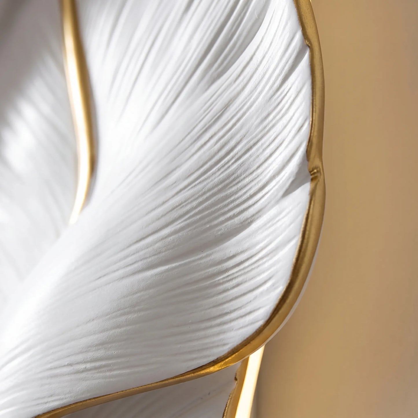Feather Shaped Wall Lamp -  Plumina