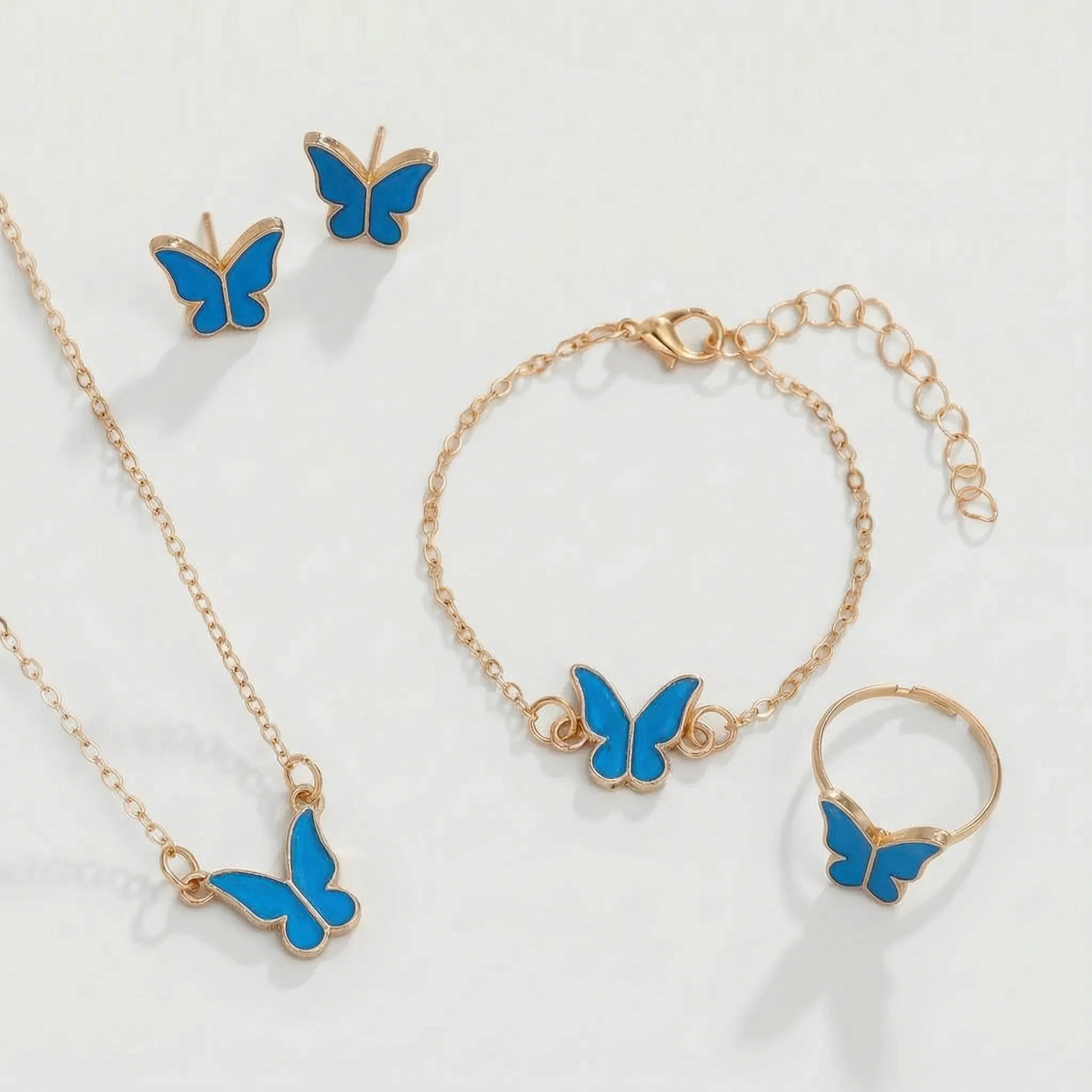 Feingliedrige Kette Mit Schmetterlingsanhänger - Maripell