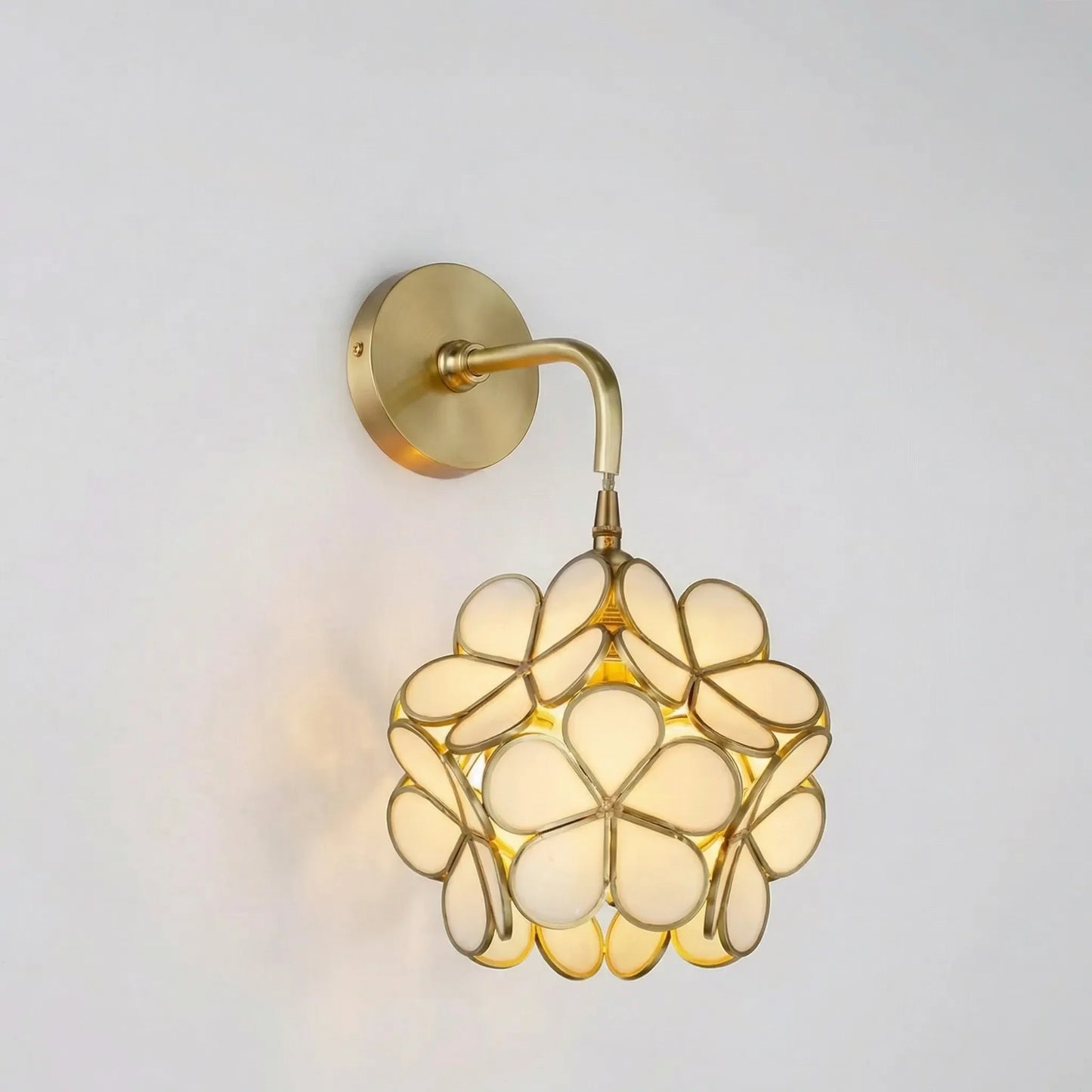 Floral Shaped Decorative Wall Light -  Floresca