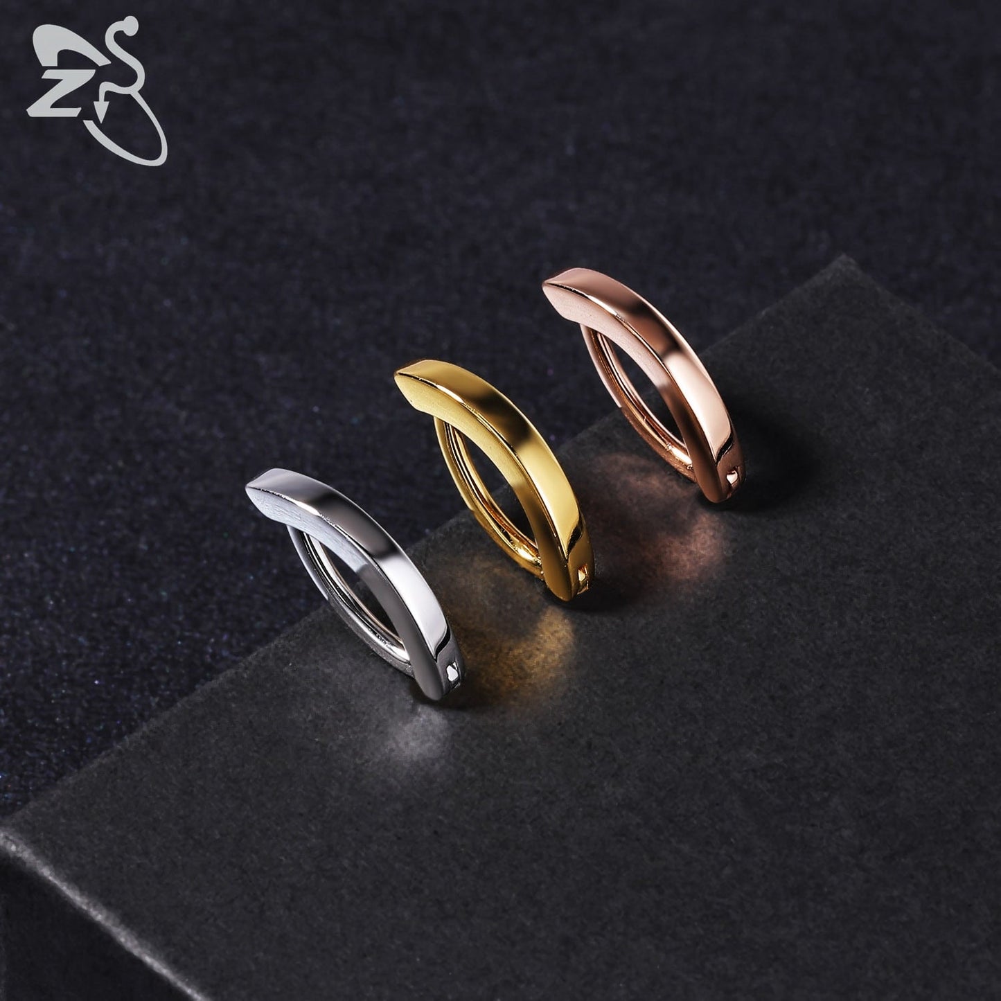 Geometrisches Bauchnabelpiercing - ShinePiercing 