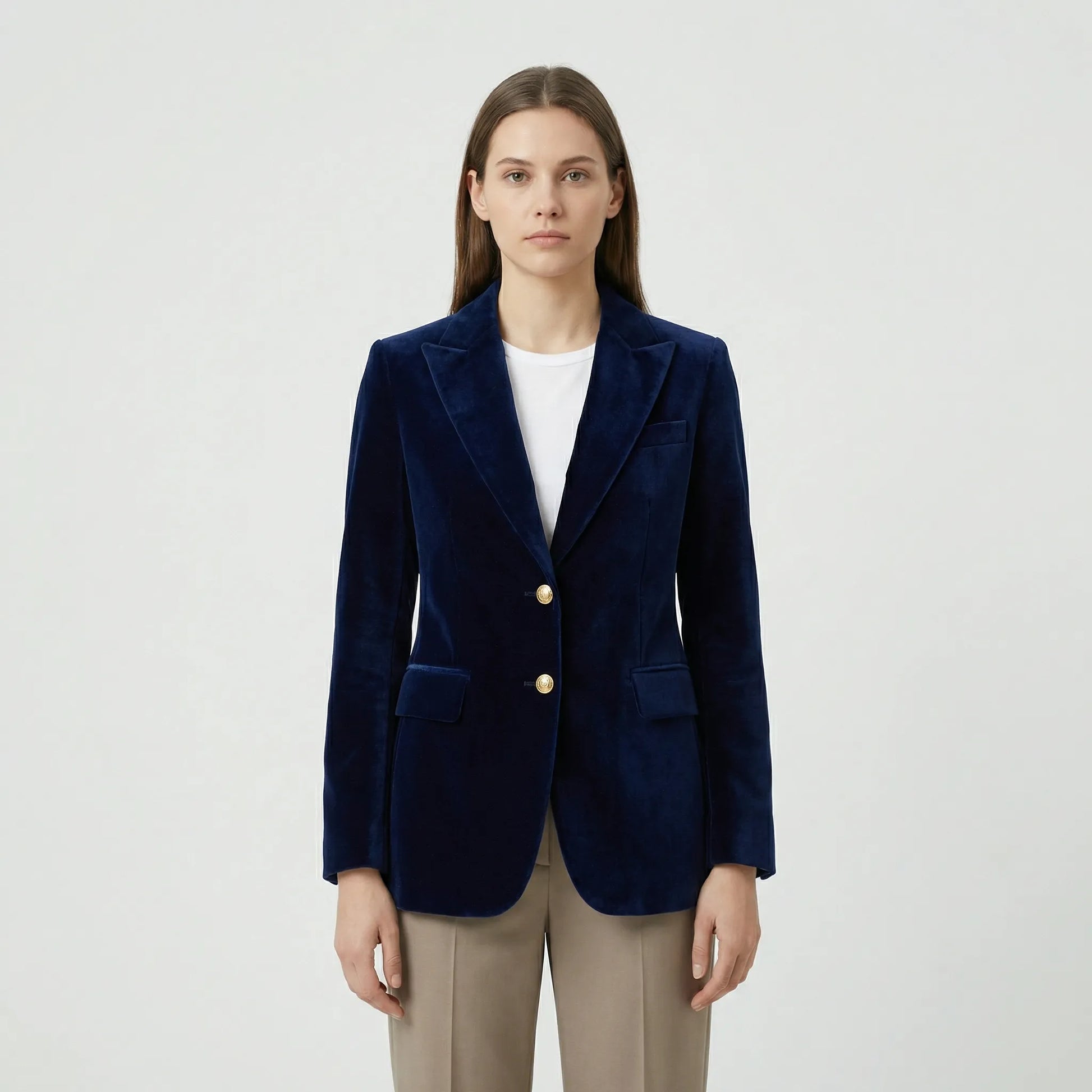 Getailleerde Fluwelen Blazer Met Gouden Knopen - Tamara