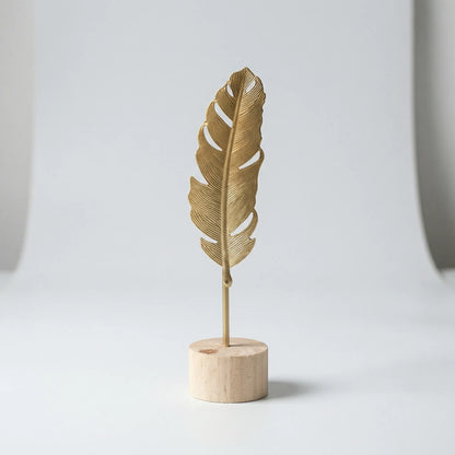 Gouden Bladsculptuur In Scandinavische Stijl - Folvenio