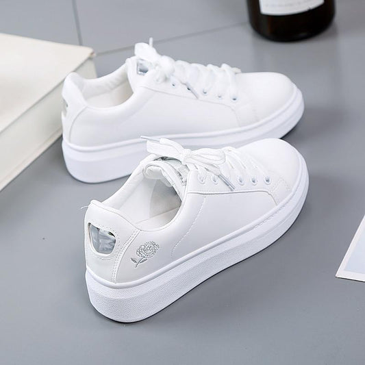 Trendige Damen Sneaker aus Kunstleder mit Metallic-Akzenten – Norell