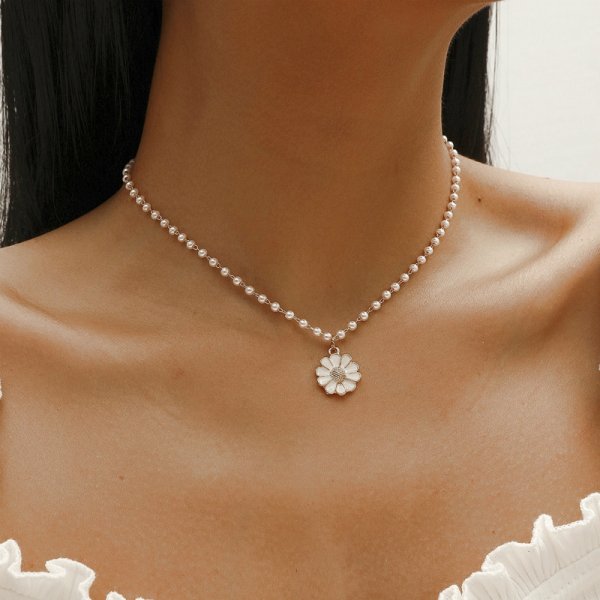 Halskette Mit Anhänger - PetalPearl 