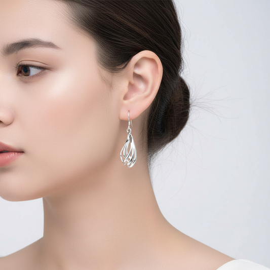 Hängende Tropfenohrringe - DropCharm 