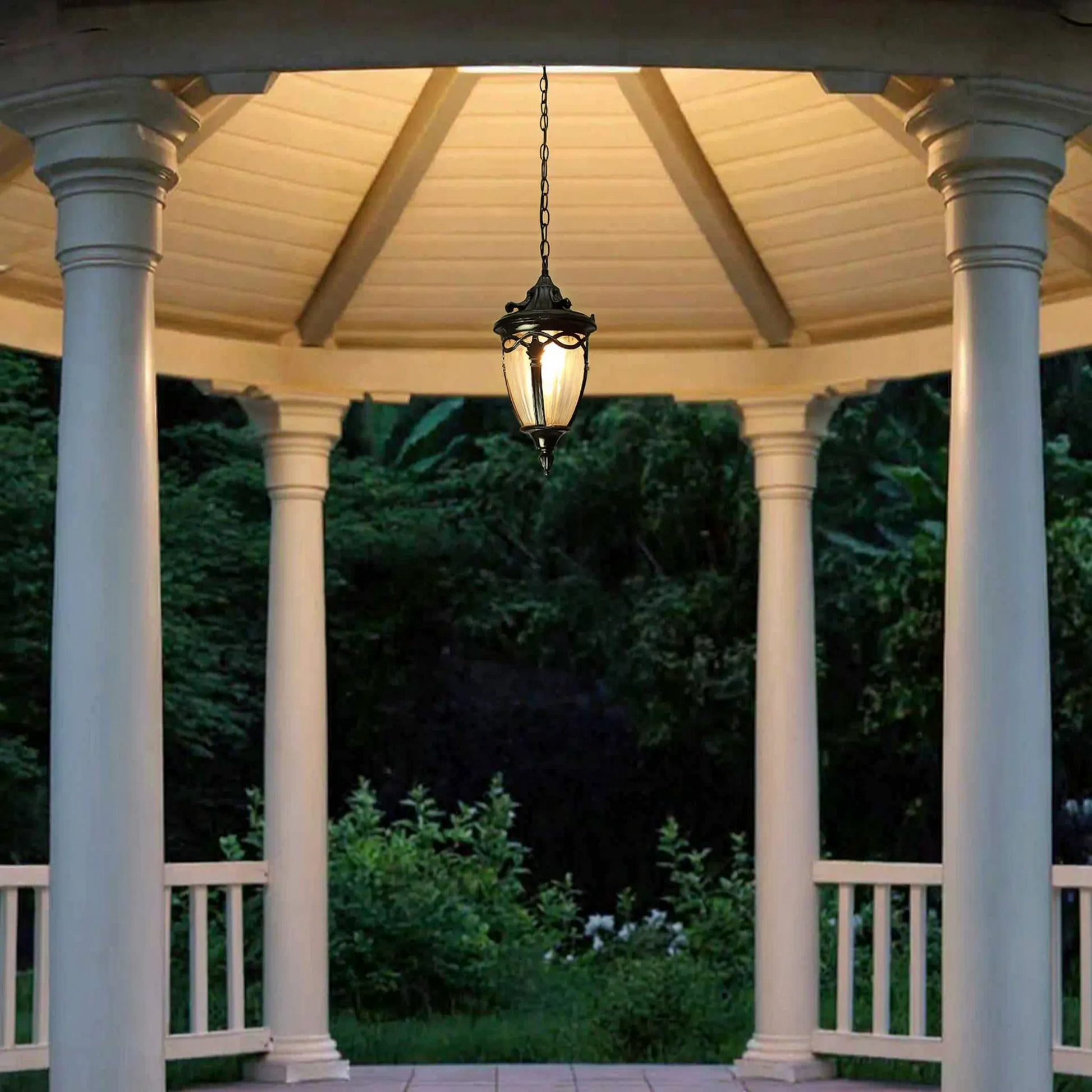 Hanging Outdoor Lantern With Chain Suspension -  Verandoux