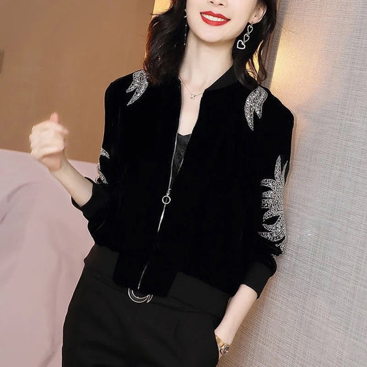 Damen schwarze Samtjacke mit silbernen Blumenstickereien, elegant, modisch, Reißverschluss.