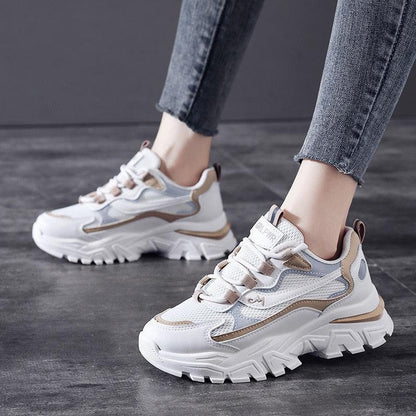 Damen Sneaker weiß beige, klobig, modisch, Freizeitschuhe, Straßenstil, bequeme Passform.