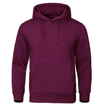 Weinroter Kapuzenpullover mit verknoteter Kordel, Bauchtasche und gerippten Bündchen von vorne 10