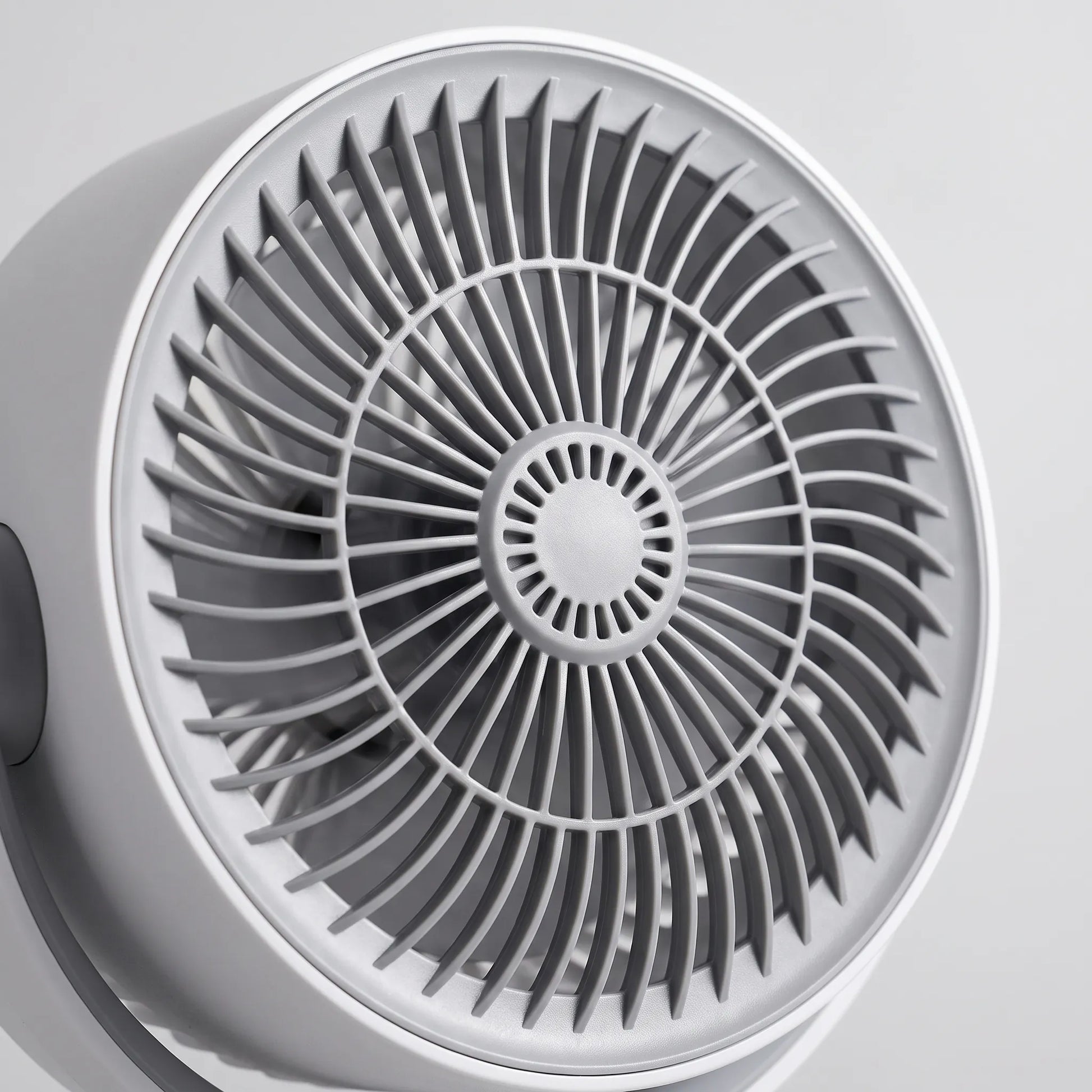 Höhenverstellbarer Standventilator - Zyrkula