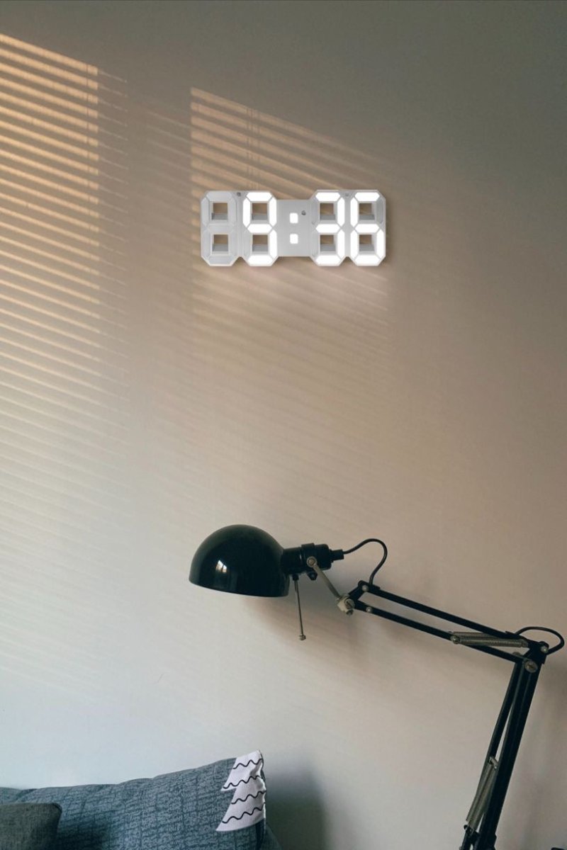 3D LED Wanduhr mit Dimmbarem Licht – Timora