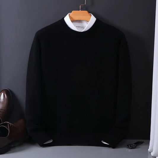 Schwarzer Herrenpullover aus Wolle, klassisches Design, ideal für Herbstmode, elegant und warm.