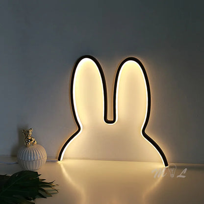 LED-Nachtlampe in Hasenform, warmweißes Licht, modernes Design, Kinderzimmer-Dekoration.