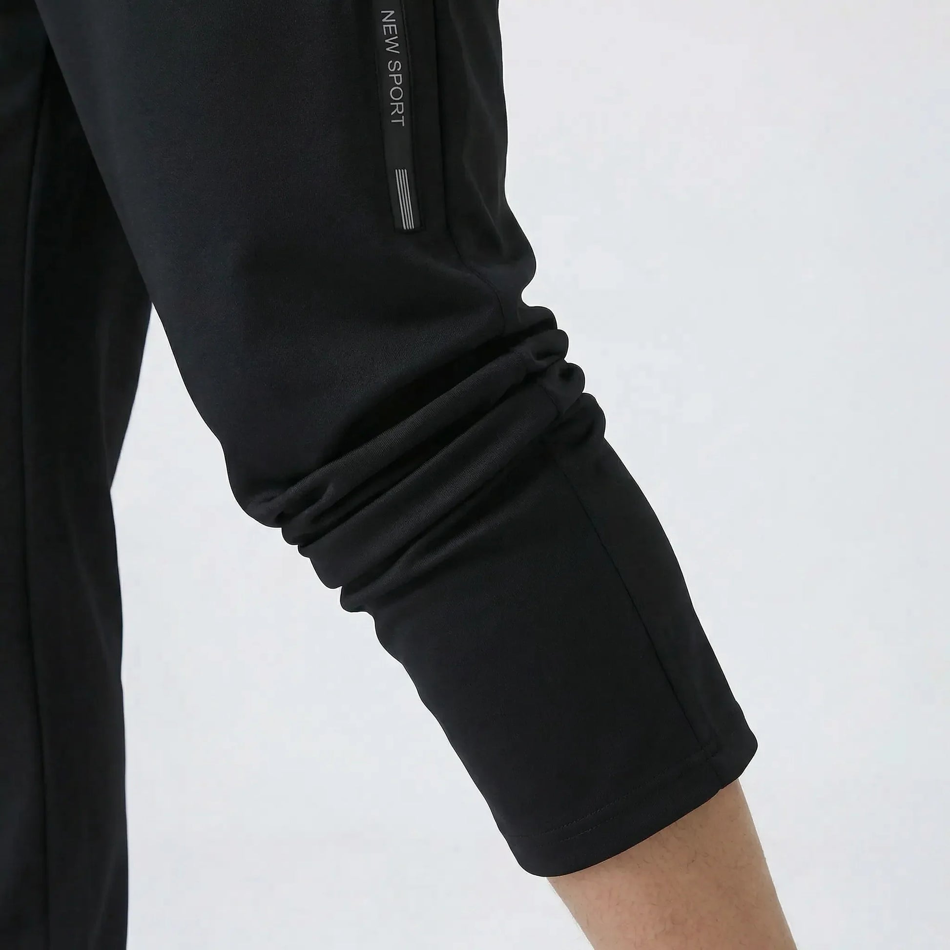 Locker Sitzende Sporthose Herren - Jason