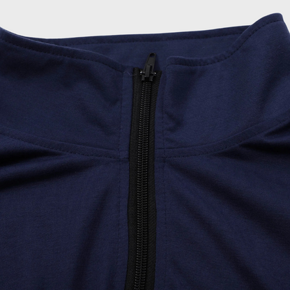Dunkelblauer Herren-Trainingsanzug mit Reißverschluss, atmungsaktives Material, Sportbekleidung.