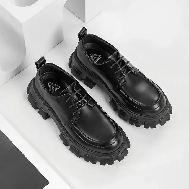 Schwarze Herren-Lederschuhe, klobige Plattform, Retro-Design, Frühling Herbst.