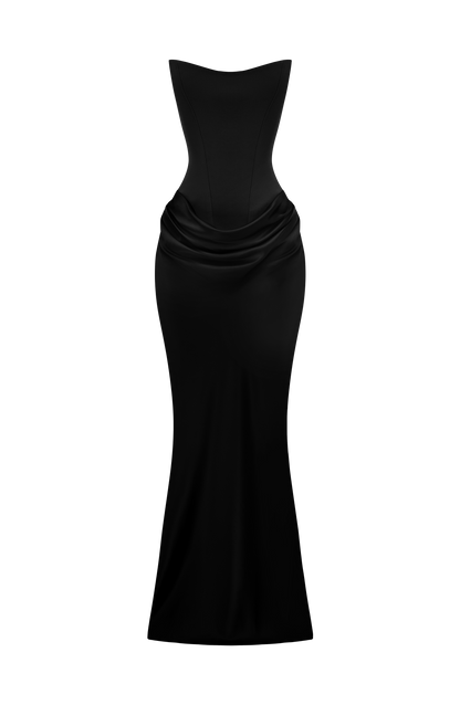 Schwarzes Kleid, Frontansicht, ohne Model freigestellt auf weißem Hintergrund 28