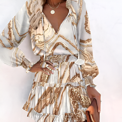 Fröhliches Sommerkleid mit Muster und Rüschen – Lina