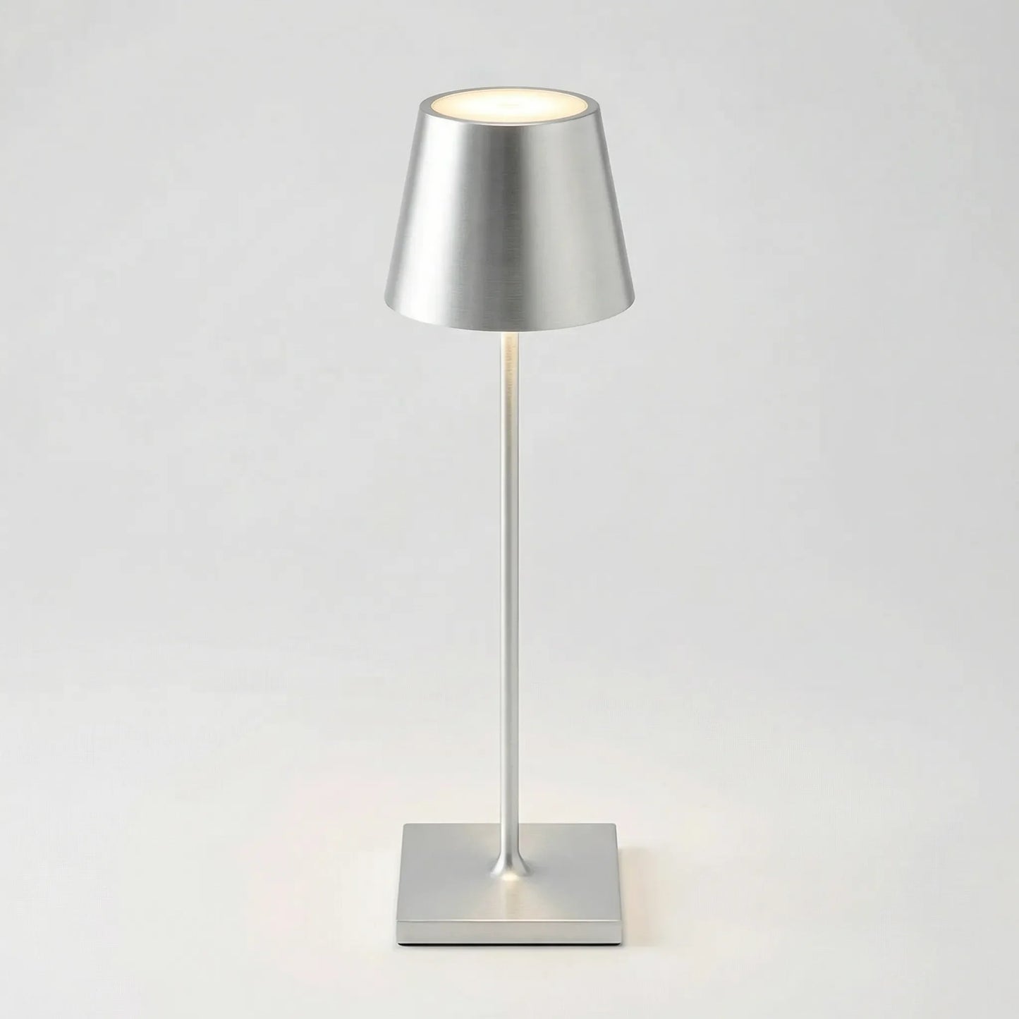 Minimalist Cordless LED Table Lamp -  Illuminex