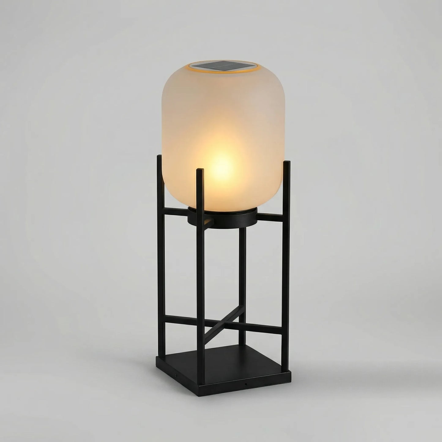 Modern Freestanding Garden Lamp -  Solanthre