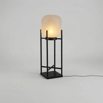Modern Freestanding Garden Lamp -  Solanthre