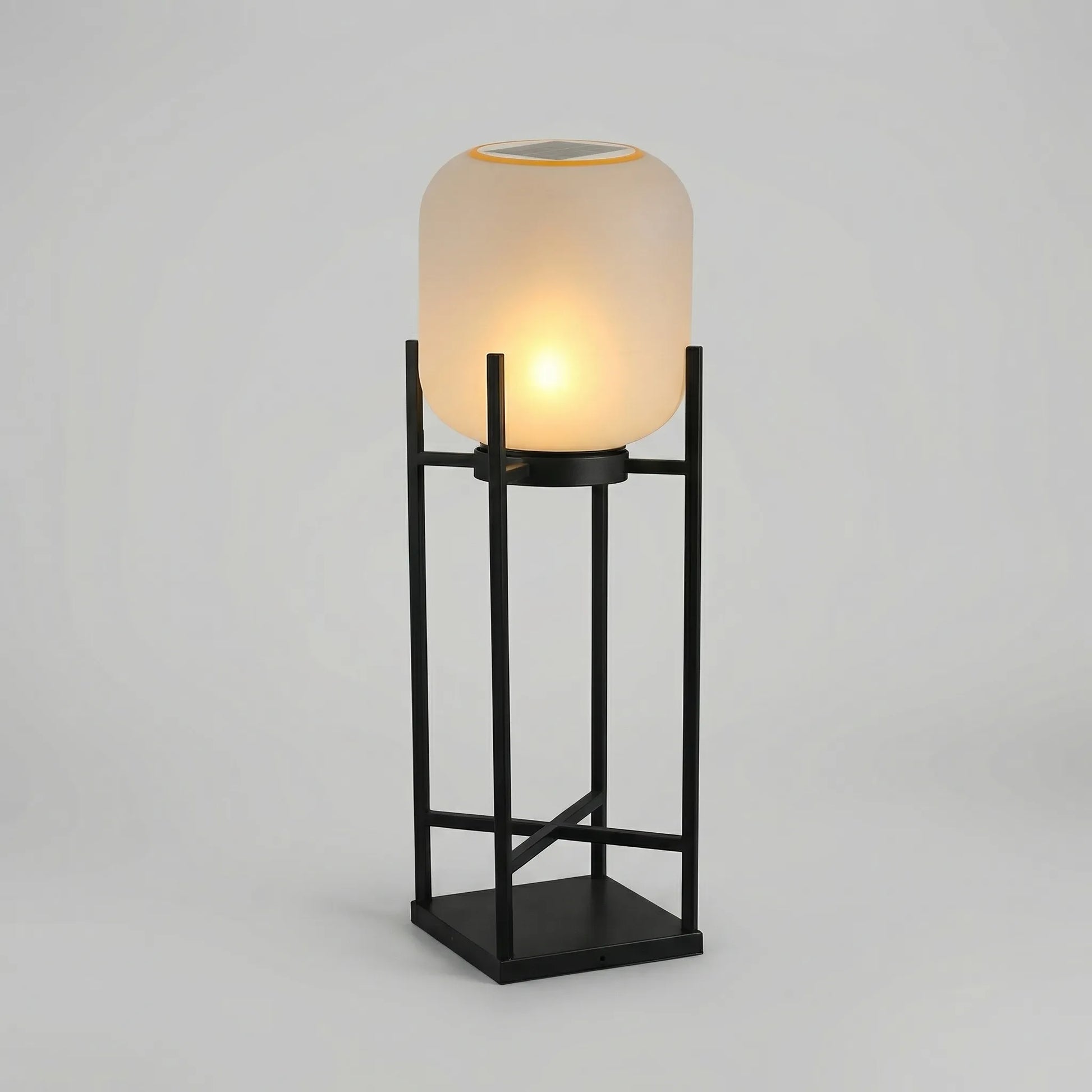 Modern Freestanding Garden Lamp -  Solanthre