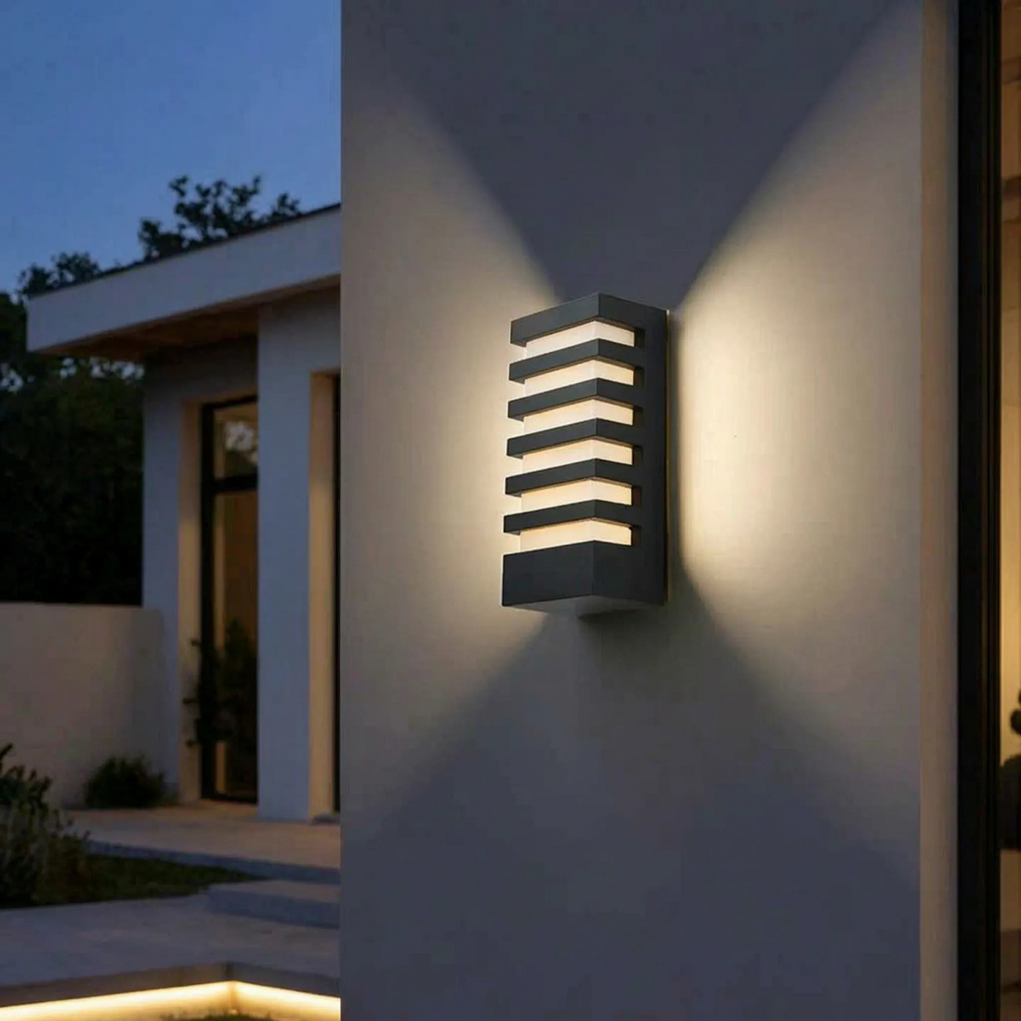 Modern LED Outdoor Wall Light -  Clarzon