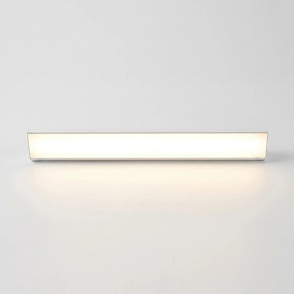 Modern LED Outdoor Wall Light -  Courtyara