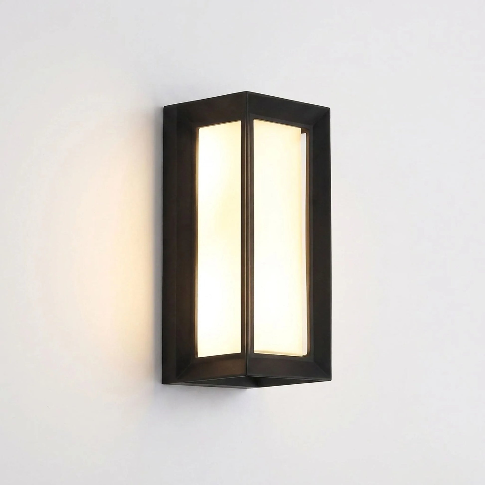 Modern Outdoor Wall Lamp -  Vesperia