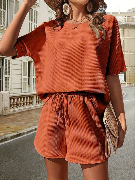 Lässiges Damen-Sommer-Set mit Top und Shorts – Ninae