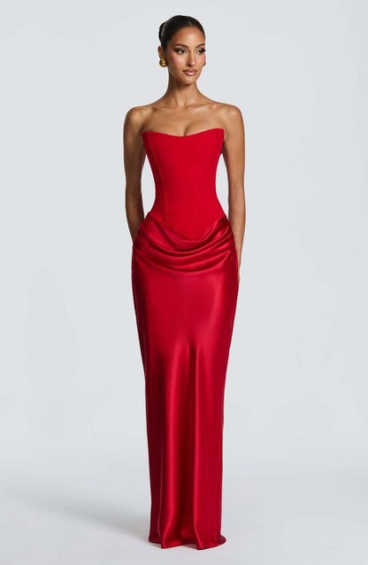 Rotes trägerloses Korsett-Kleid mit drapiertem Satinrock, Frontansicht ohne Choker 29
