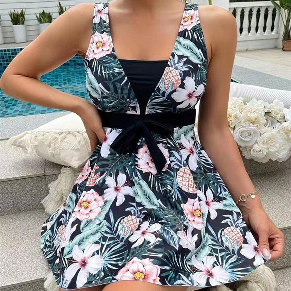 Trendiger Tankini mit Print und Rock mit Schlitz - Zamira