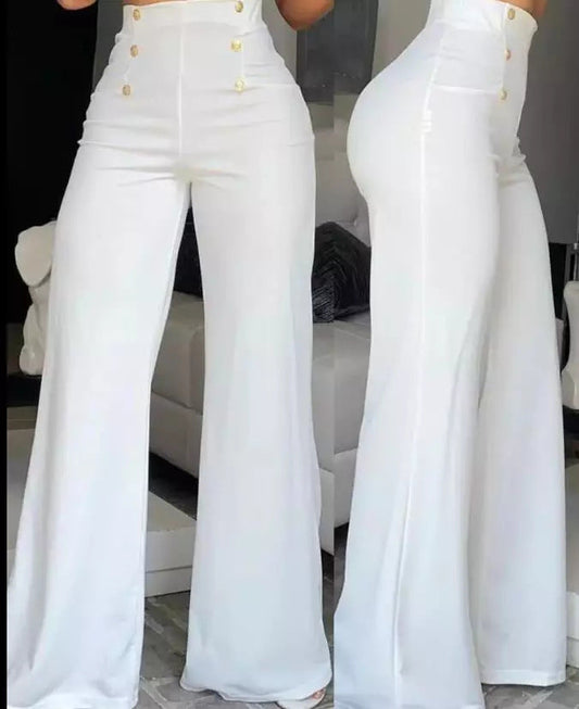 Weiße Damenhose mit hoher Taille, weitem Bein und goldenen Knöpfen, elegantes Design.