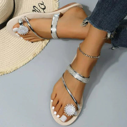 Modische Damensandalen mit einzigartigen Schneeflocken-Details – Arluna