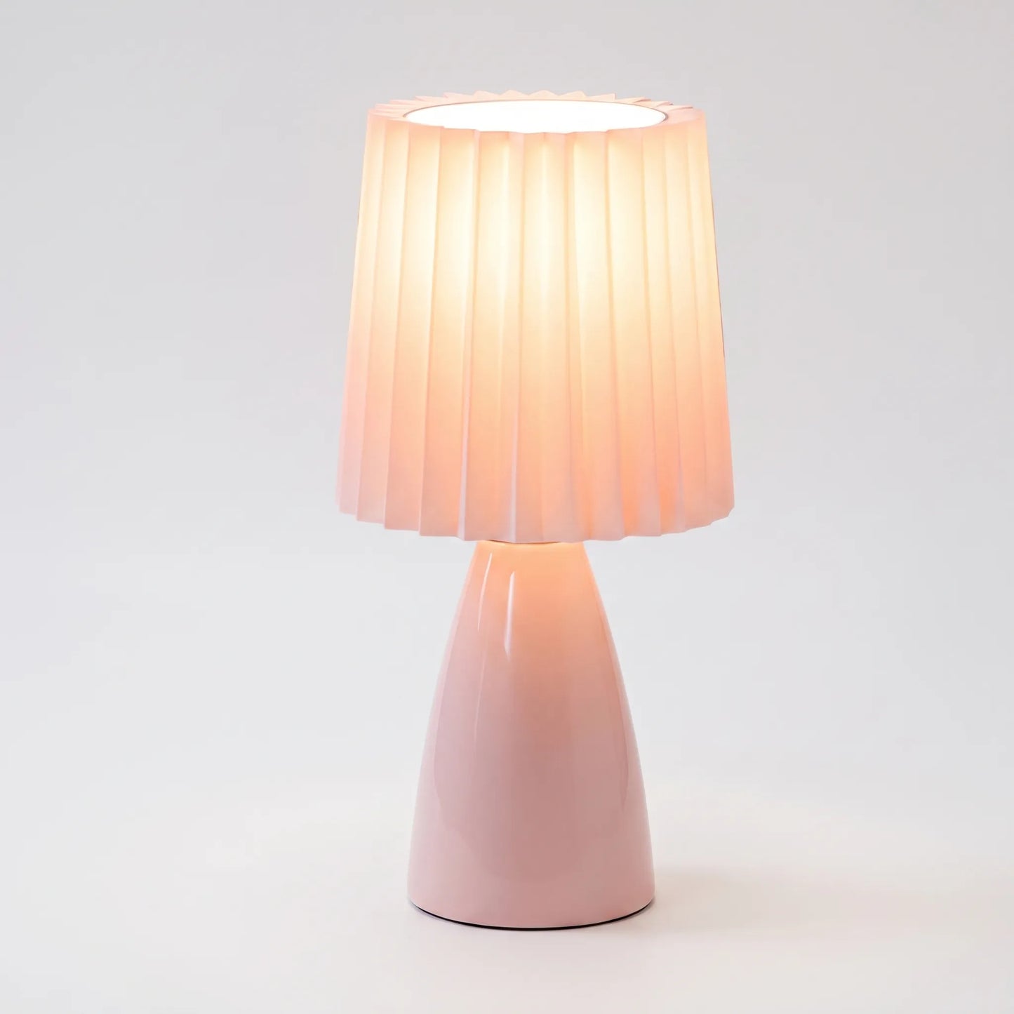 Pleated Fabric Shade Table Lamp -  Lumeplé
