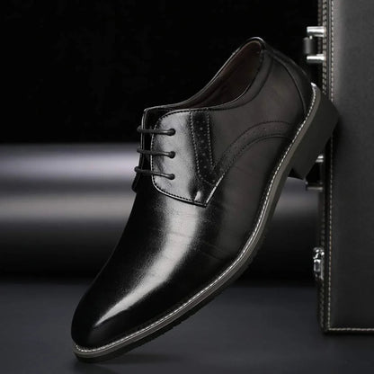 Men's Closed-Lace Oxford Dress Shoes with Brogue Perforation Detail 3