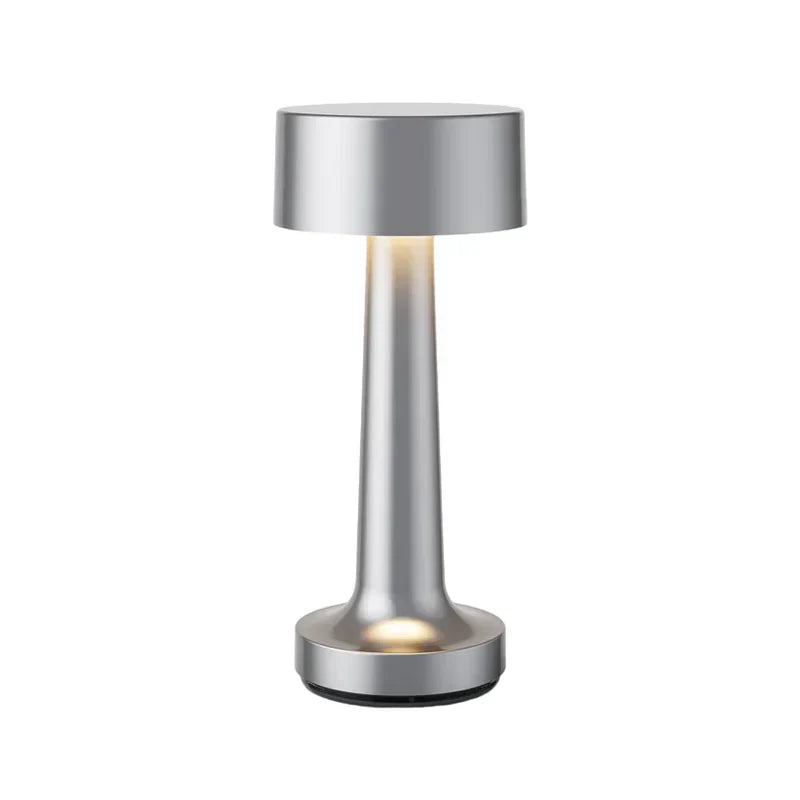 Silberne zylindrische Tischlampe für Restaurants, modernes Design, LED-Beleuchtung.