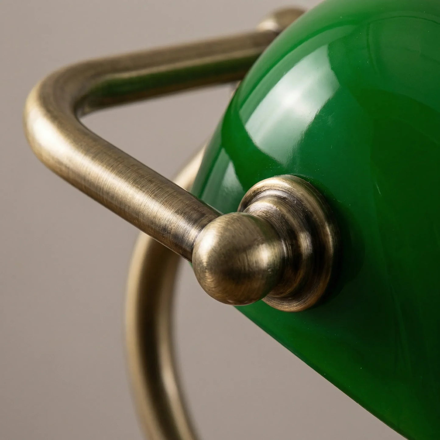 Retro-Style Adjustable Desk Lamp -  Classolux
