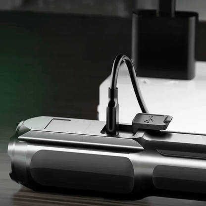 Robuste Handliche Notfalllampe - PocketPro