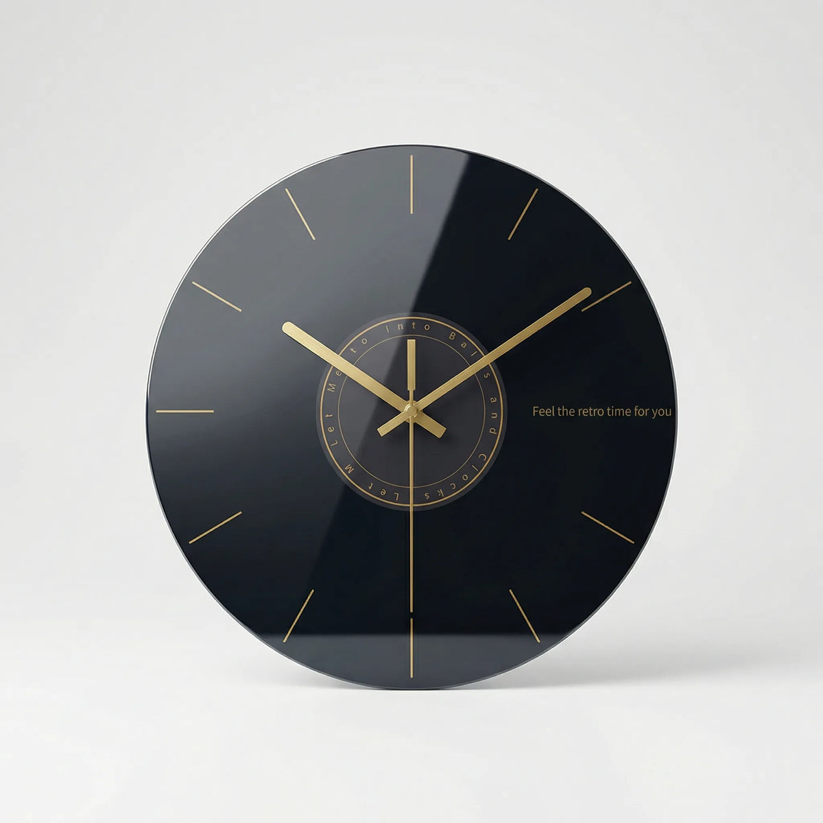 Runde Wanduhr Mit Weltraum-Motiv - Orbitara