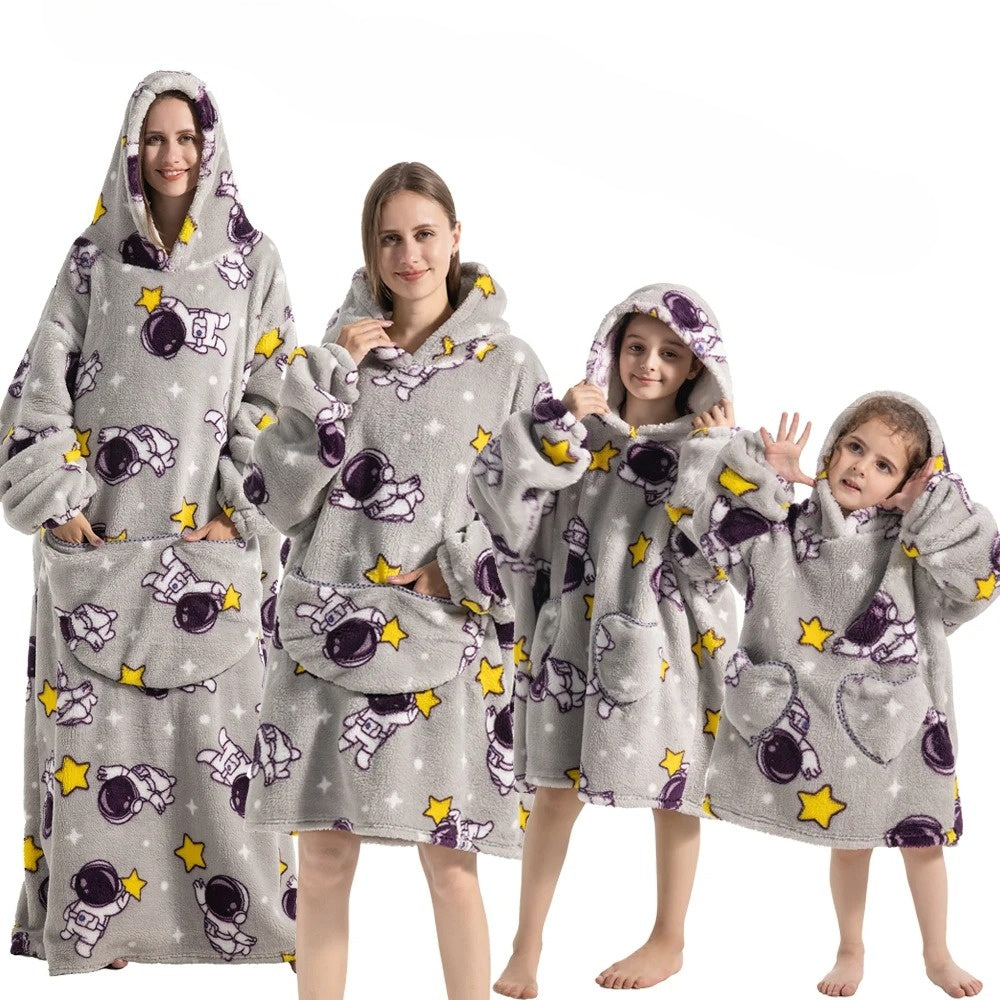 Kürbis Hoodie-Decke für Halloween Gemütlichkeit – SpookySnuggle